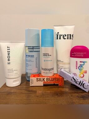 NEW Beauty Bundle & FREE gift!! NYX/Neutrogena/FRENSHE